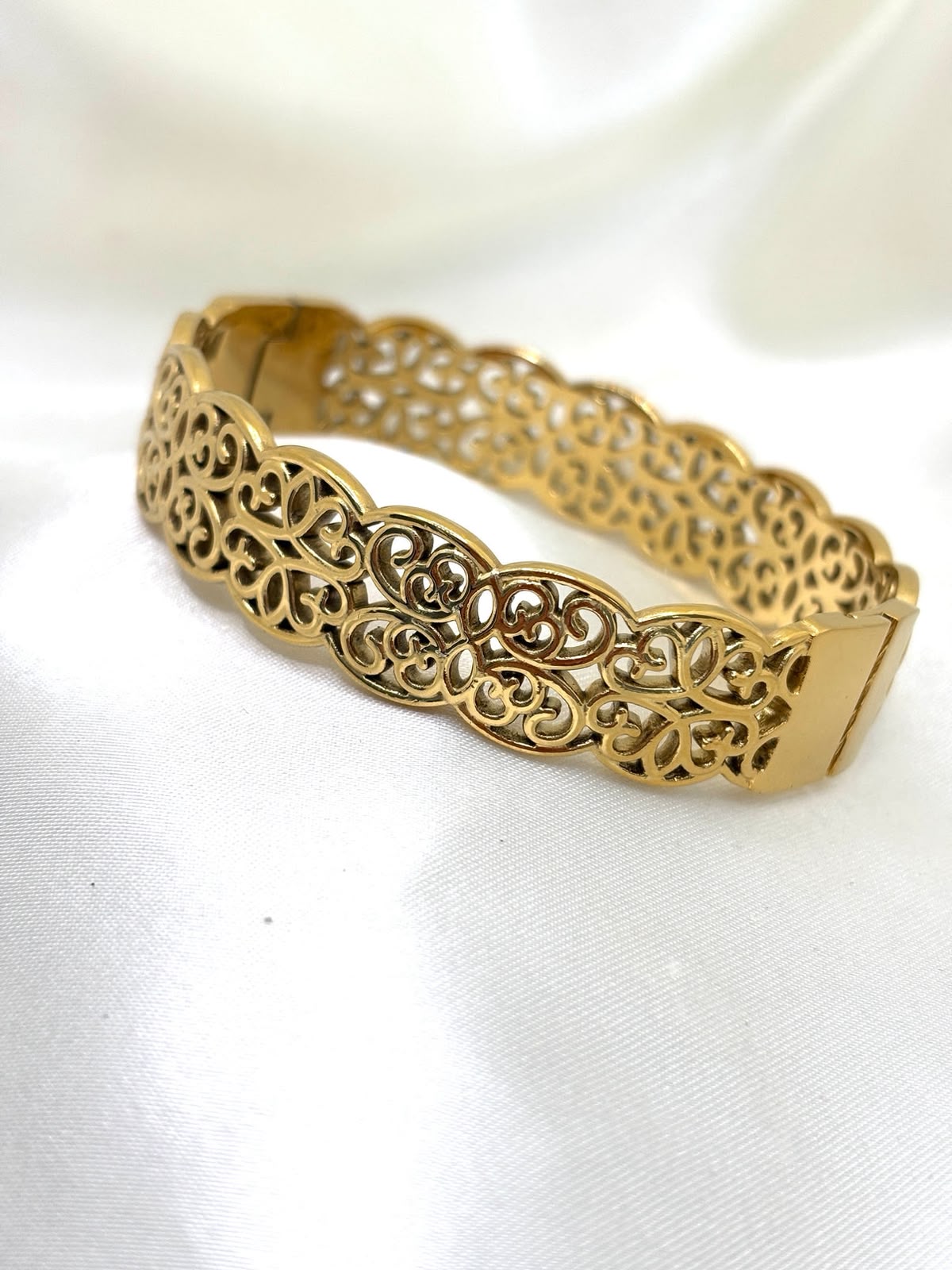 Vintage Filigree Gold Handcuff