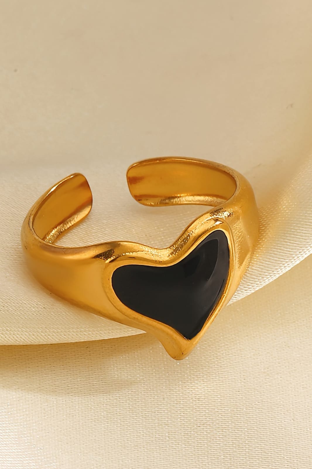 Enamel Heart Adjustable Ring
