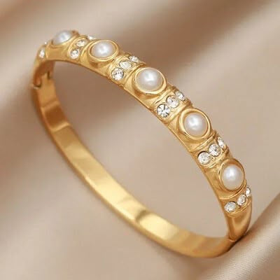 Luxury Pearl Handcuff