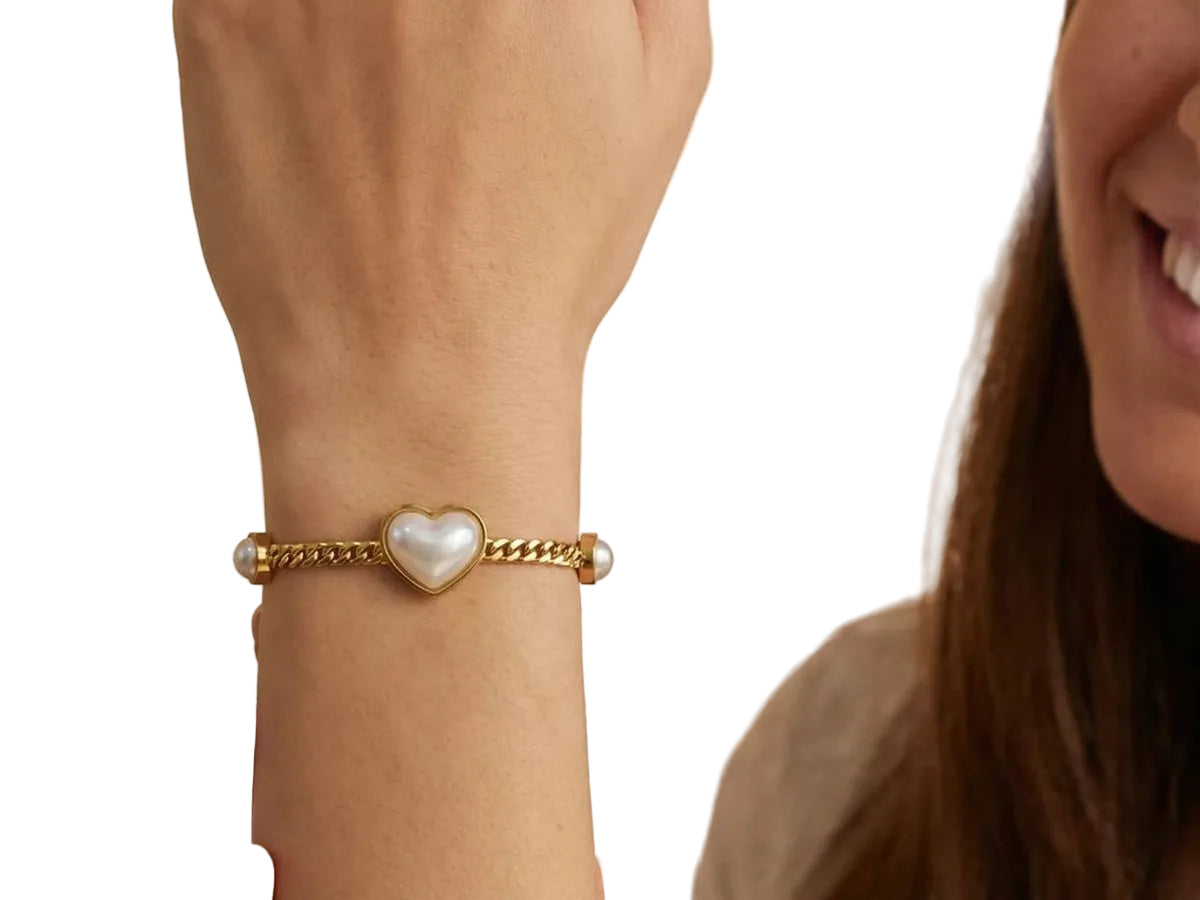 Pearl Heart Gold Bracelet
