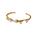 Luxury Pearl Hand Cuff