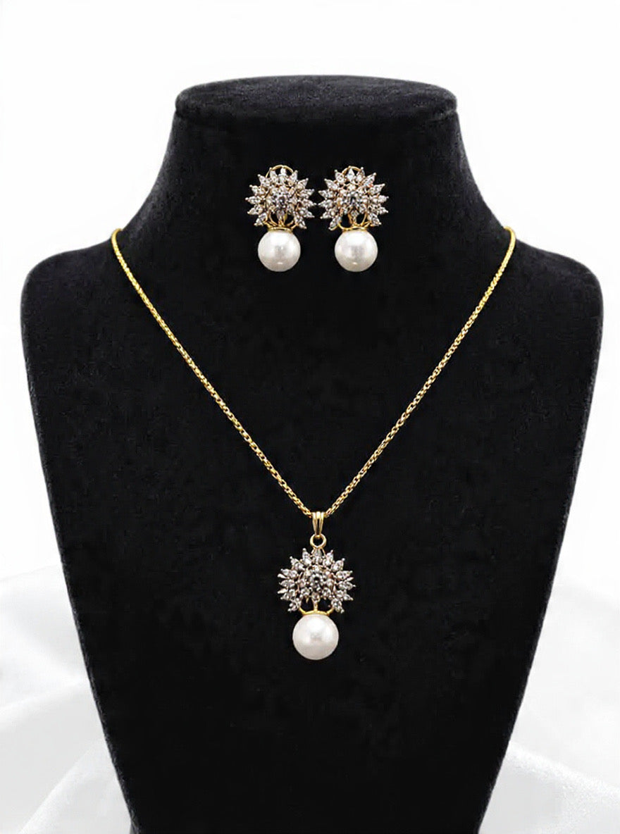 Gold Pearl & Crystal Sunburst Pendant Set