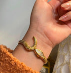 Luxury Snack Hand Cuff
