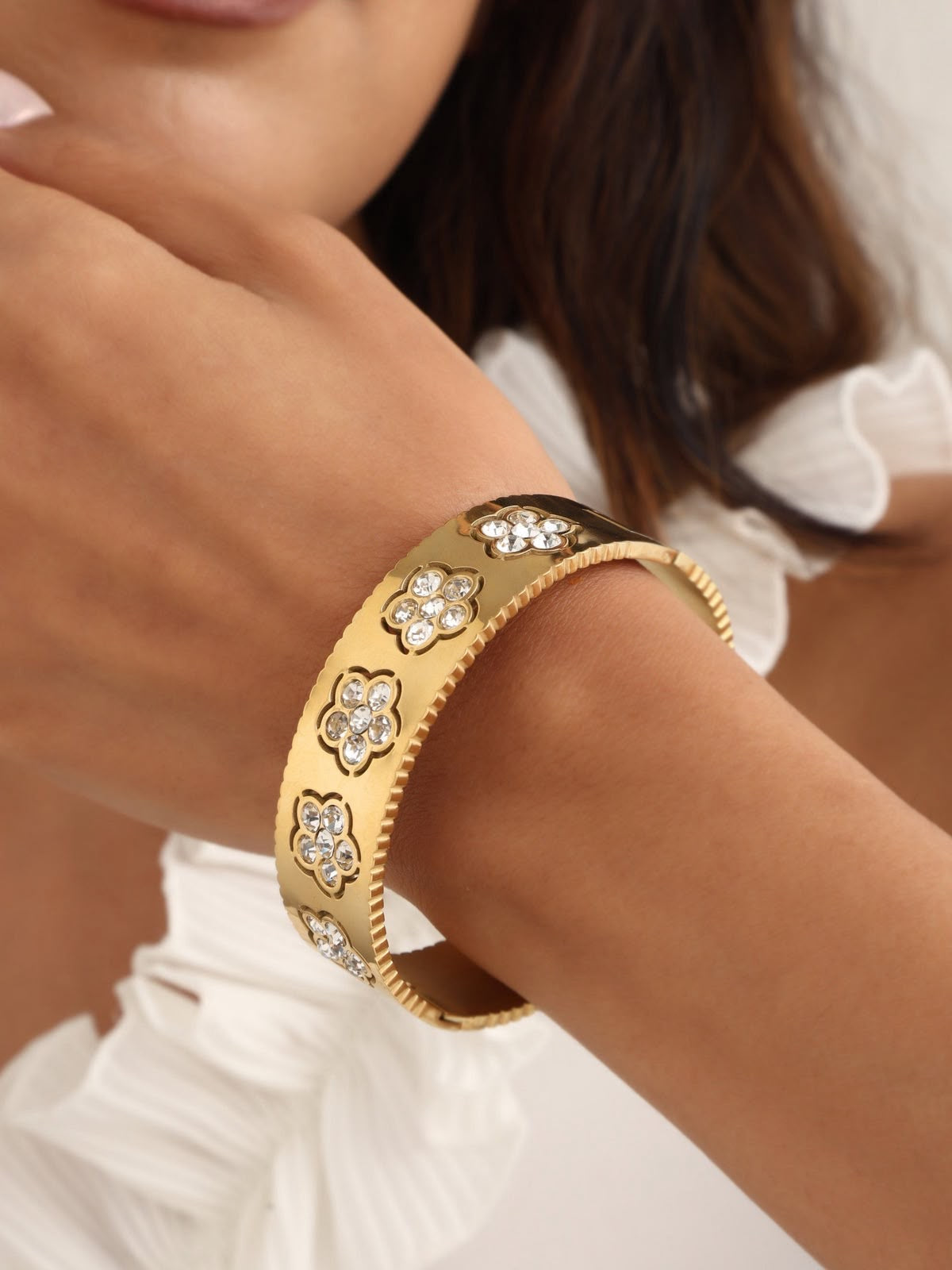 Stainless Steel Luxury Stone Hand Cuff