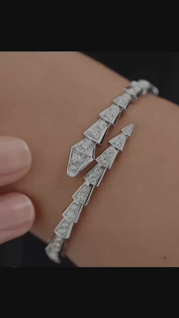STAINLESS STEEL 316L
BVLGARI BRANDED KARA