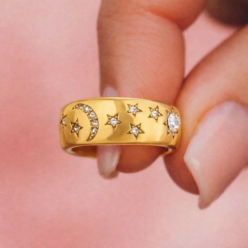 Luxury Luna Star Ring